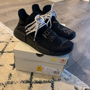 Pharrel NMD Humane Race
